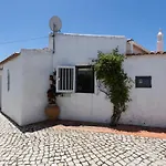 Morena Villa