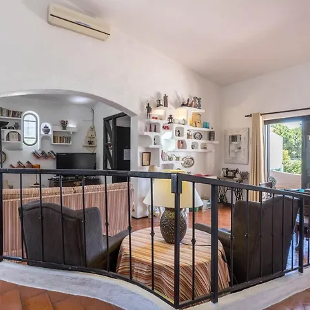 Morena Villa